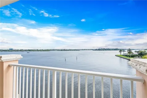 11 Royal Palm Point Vero Beach FL 32960