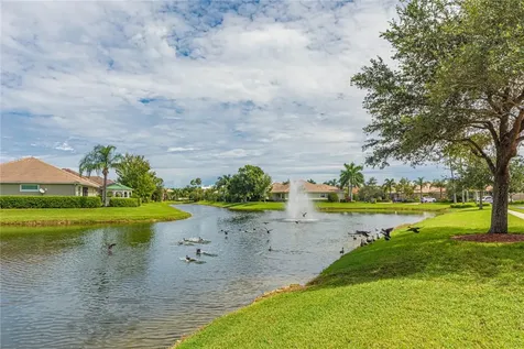4250 Diamond Square Vero Beach FL 32967