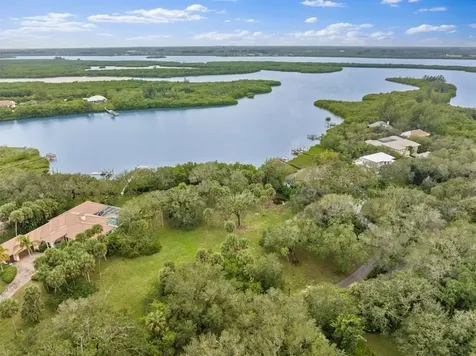2545 Riverview Court Vero Beach FL 32963