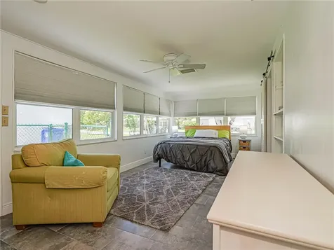 1450 5th Avenue Vero Beach FL 32960