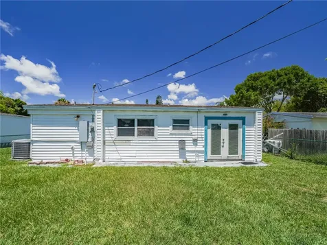 1450 5th Avenue Vero Beach FL 32960
