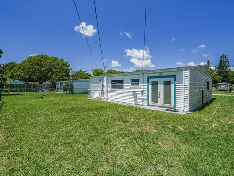 1450 5th Avenue Vero Beach FL 32960