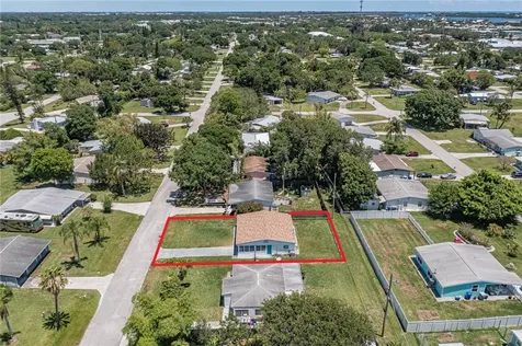 1450 5th Avenue Vero Beach FL 32960