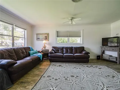 1450 5th Avenue Vero Beach FL 32960