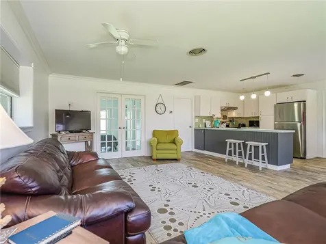 1450 5th Avenue Vero Beach FL 32960