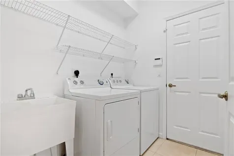 391 W Tangerine Square SW Vero Beach FL 32968