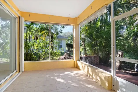 391 W Tangerine Square SW Vero Beach FL 32968