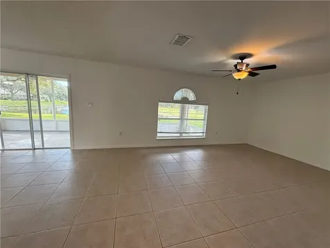 2538 12th Square SW Vero Beach FL 32968