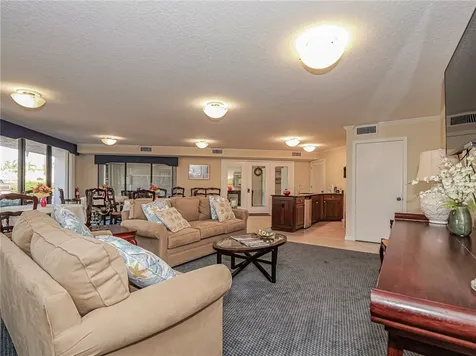 1821 Mooringline Drive Vero Beach FL 32963
