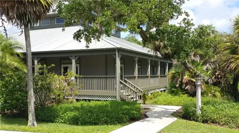 260 Garden Grove Parkway Vero Beach FL 32962