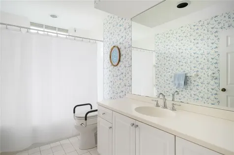 1250 W Southwinds Boulevard Vero Beach FL 32963