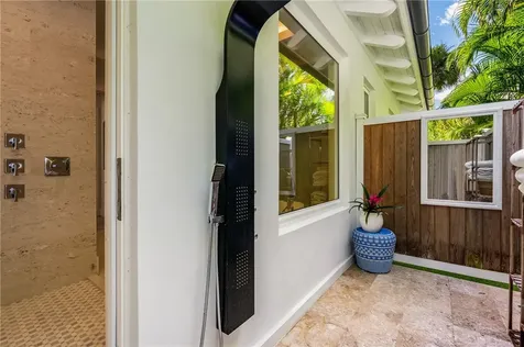 835 Iris Lane Vero Beach FL 32963