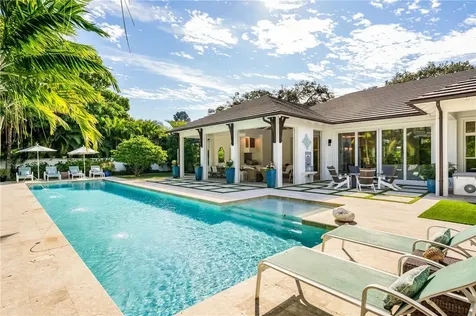 835 Iris Lane Vero Beach FL 32963
