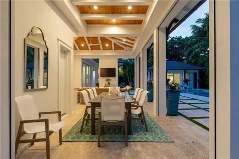 835 Iris Lane Vero Beach FL 32963