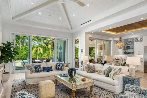835 Iris Lane Vero Beach FL 32963