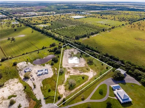 7355 Andrews Place SW Vero Beach FL 32968