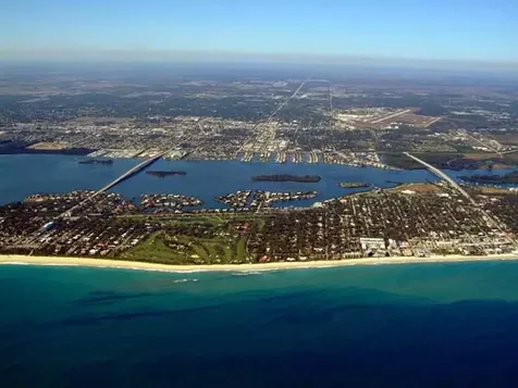 1815 Mooringline Drive Vero Beach FL 32963