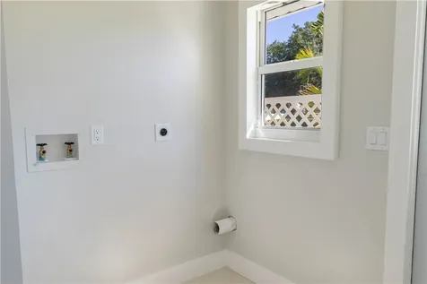 5740 36th Place Vero Beach FL 32966