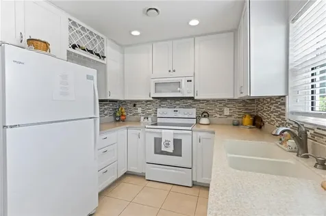 2800 Indian River Boulevard Vero Beach FL 32960