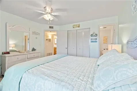 2800 Indian River Boulevard Vero Beach FL 32960