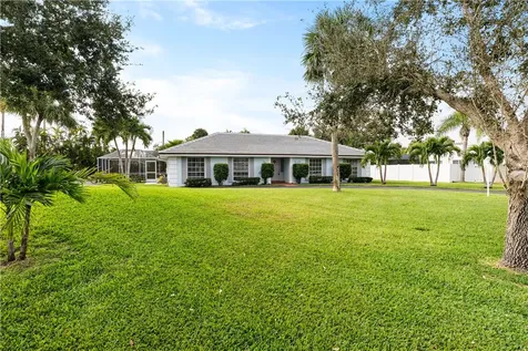 618 Conn Way Vero Beach FL 32963