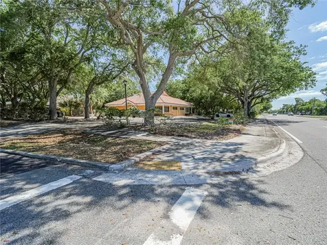 3660 20th Street Vero Beach FL 32960