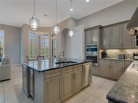 8260 Halbert Lane Vero Beach FL 32968