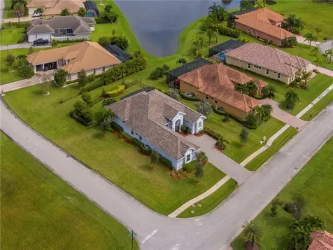 8260 Halbert Lane Vero Beach FL 32968
