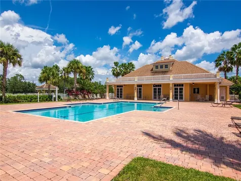 8260 Halbert Lane Vero Beach FL 32968