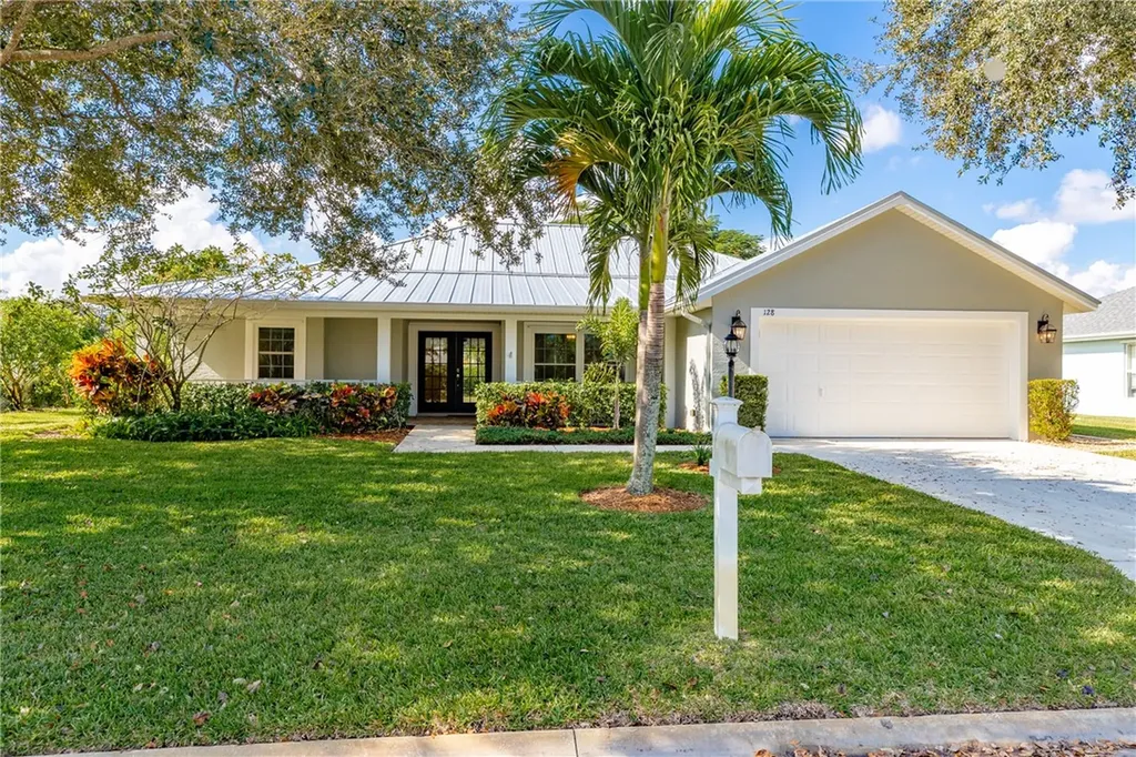 128 35th Square SW Vero Beach FL 32968