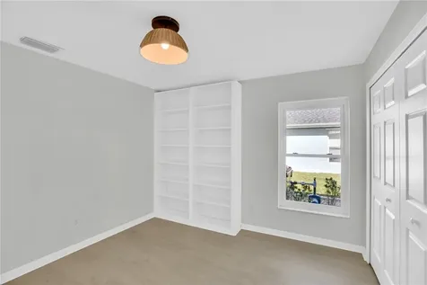 128 35th Square SW Vero Beach FL 32968