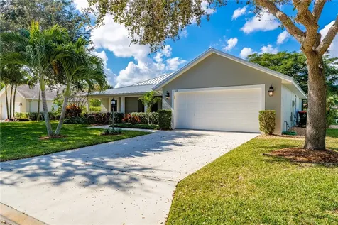 128 35th Square SW Vero Beach FL 32968