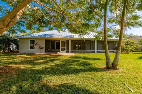 128 35th Square SW Vero Beach FL 32968