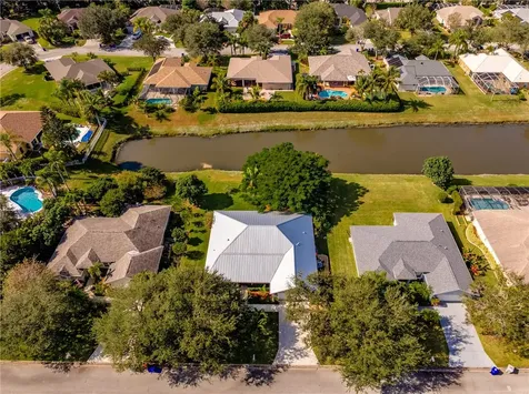 128 35th Square SW Vero Beach FL 32968