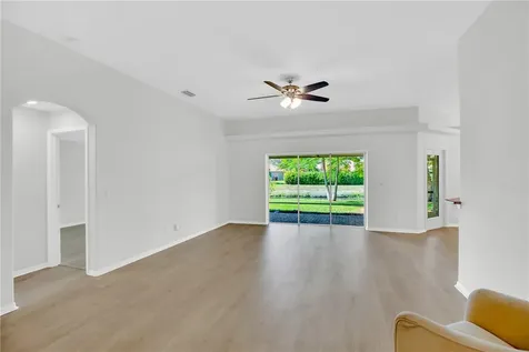 128 35th Square SW Vero Beach FL 32968