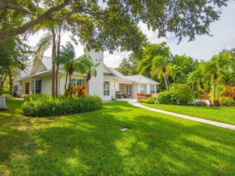 1896 Mooringline Drive Vero Beach FL 32963