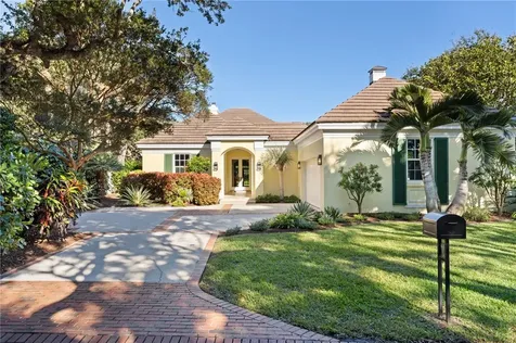 201 Sundial Court Vero Beach FL 32963
