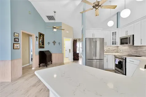 635 Fox Run SW Vero Beach FL 32962