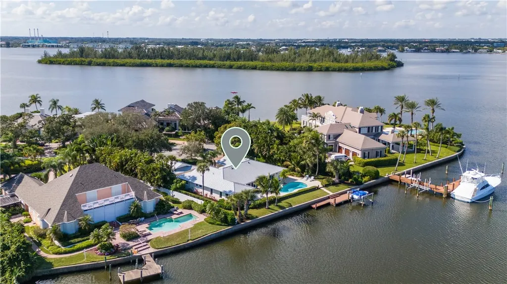 501 Bay Drive Vero Beach FL 32963