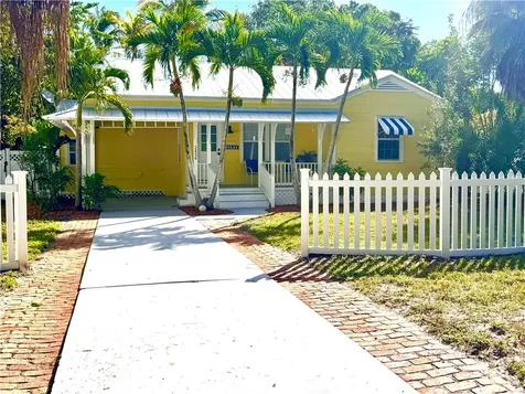 2434 19th Avenue Vero Beach FL 32960