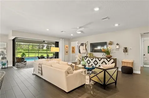 5037 Monroe Circle Vero Beach FL 32967