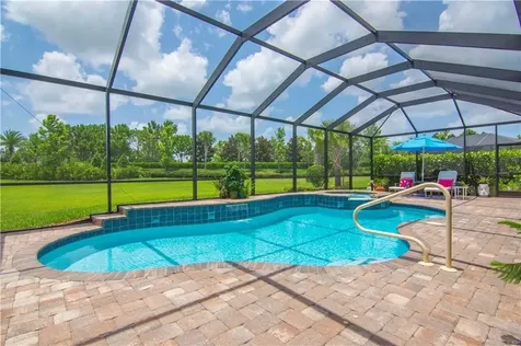 5037 Monroe Circle Vero Beach FL 32967