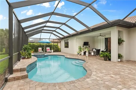 5037 Monroe Circle Vero Beach FL 32967