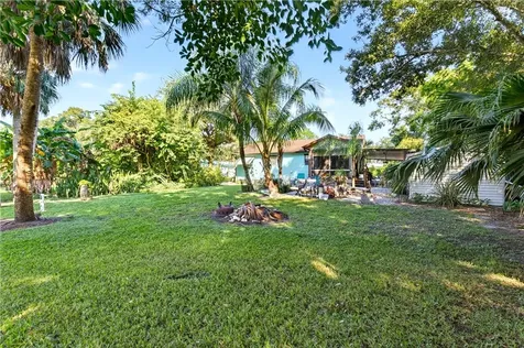 1711 11th Place Vero Beach FL 32960