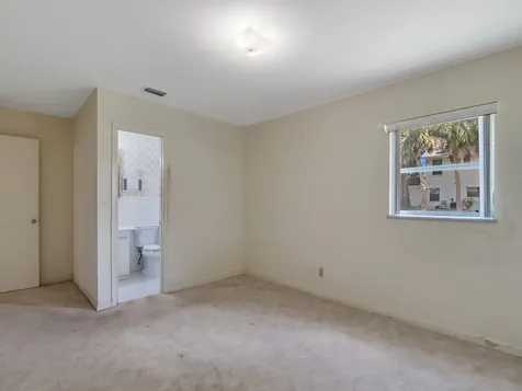 1845 6th Street Vero Beach FL 32962