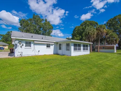 1845 6th Street Vero Beach FL 32962