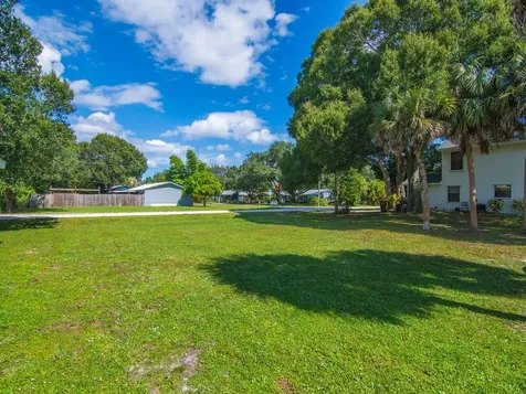 1845 6th Street Vero Beach FL 32962