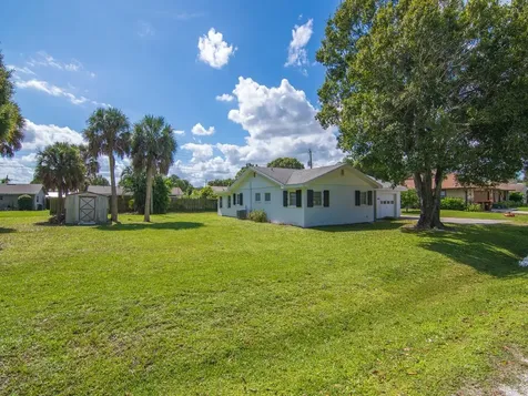 1845 6th Street Vero Beach FL 32962