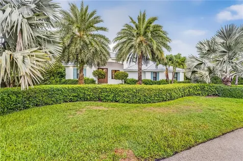 2160 Sanford Court Vero Beach FL 32963