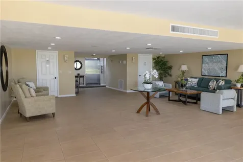 4141 Ocean Drive Vero Beach FL 32963